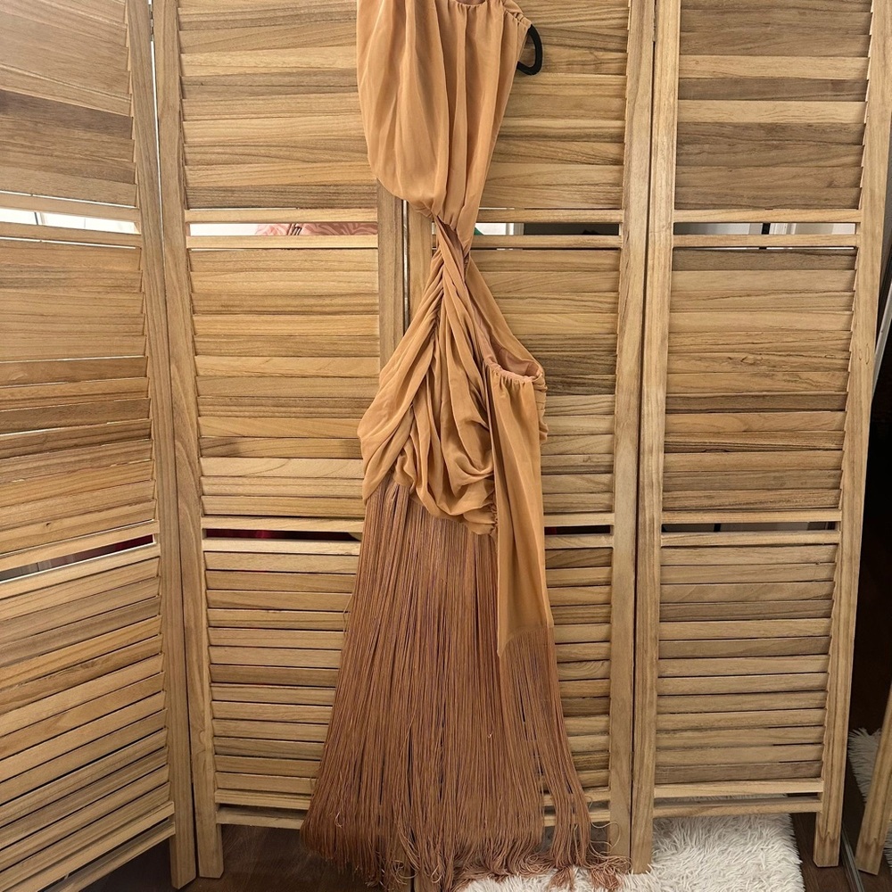 Michael Costello Tania One Shoulder Gown in Sand Neutral size S - Picture 5 of 7